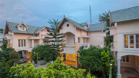 Top 20 luxury rehabs in India .